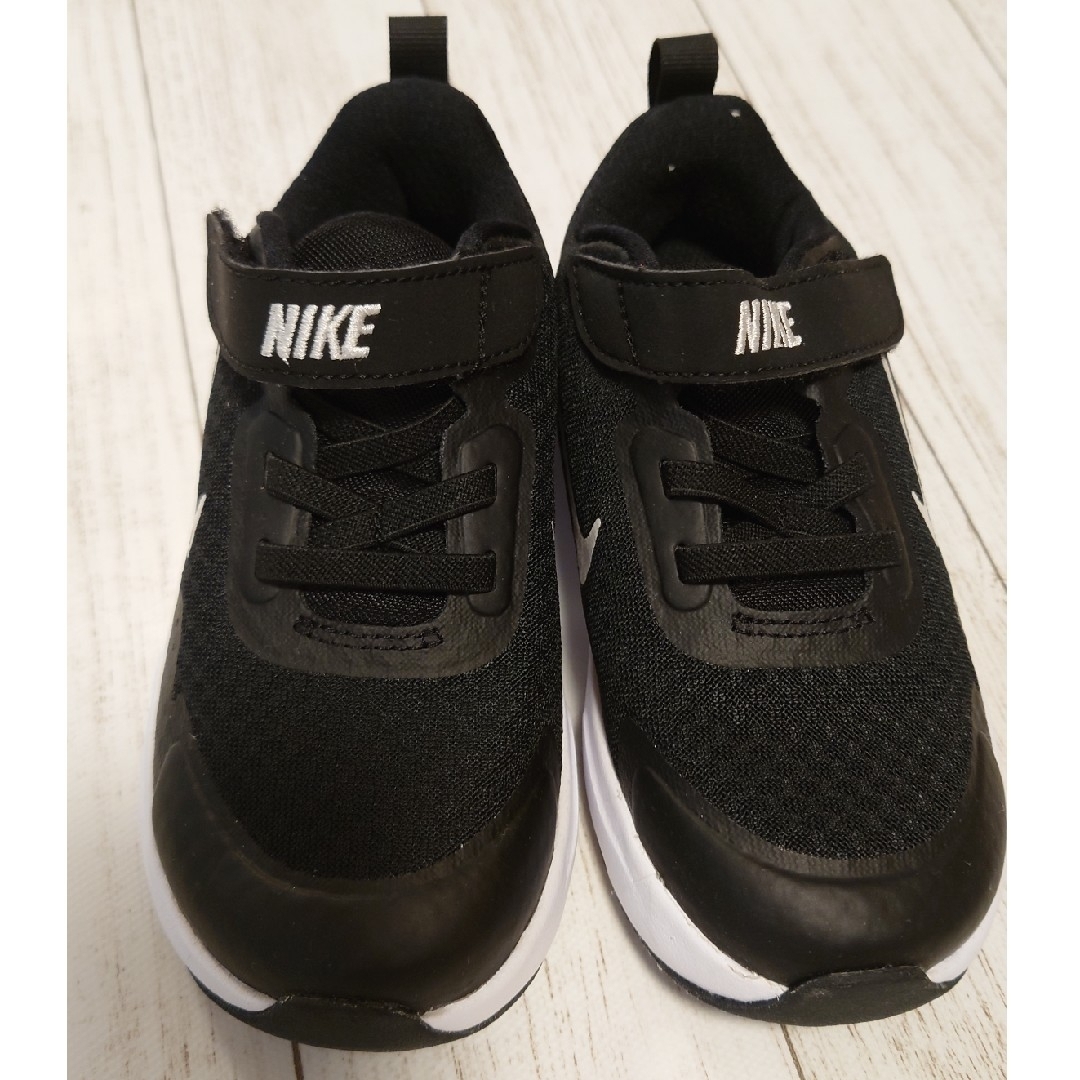 NIKE(ナイキ)のNIKE　ベビーシューズ15cm キッズ/ベビー/マタニティのキッズ靴/シューズ(15cm~)(スニーカー)の商品写真