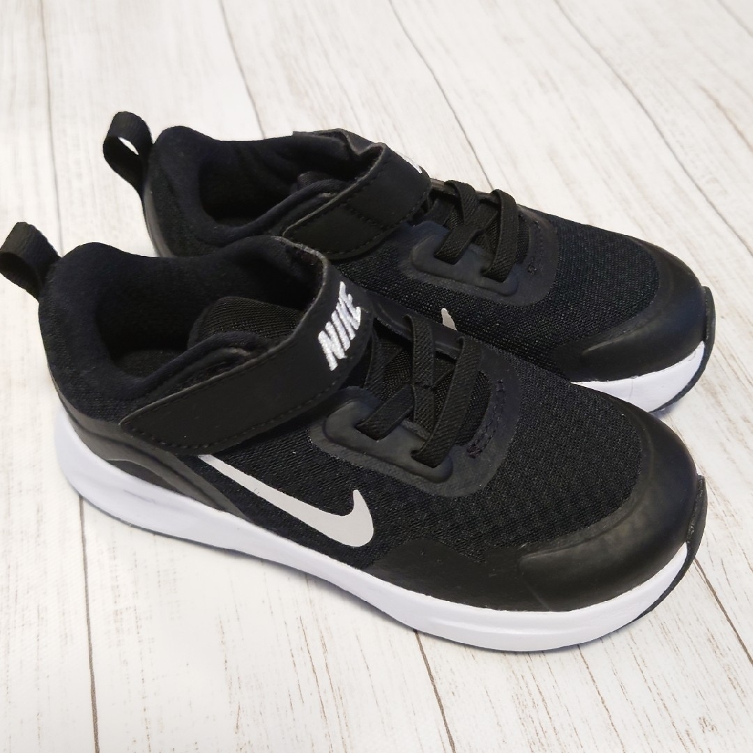 NIKE(ナイキ)のNIKE　ベビーシューズ15cm キッズ/ベビー/マタニティのキッズ靴/シューズ(15cm~)(スニーカー)の商品写真