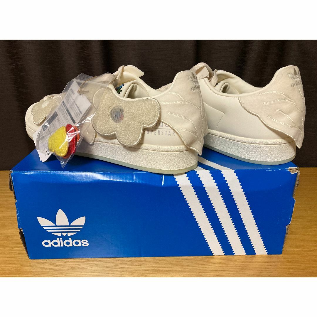 adidas(アディダス)のMELTING SADNESS ADIDAS SST WHITE 28.5cm メンズの靴/シューズ(スニーカー)の商品写真