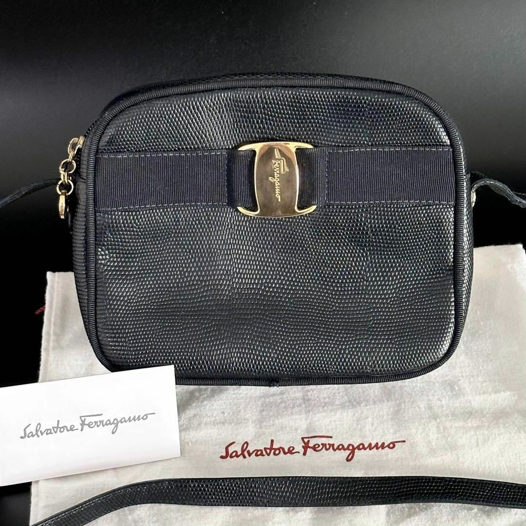 フェラガモ Ferragamo ショルダー リザード ヴァラリボン ネイビー ...