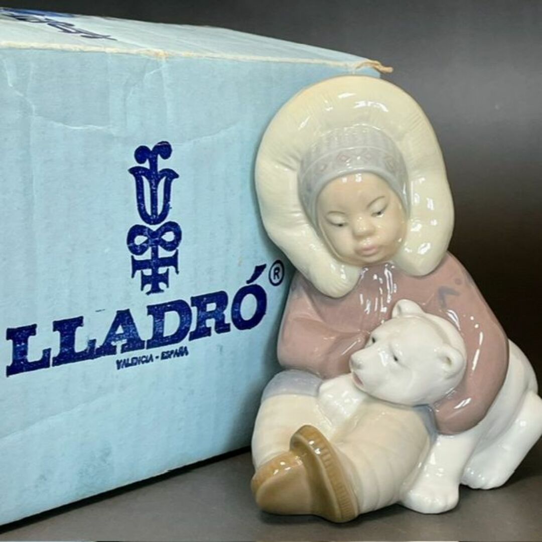 美品 ☆ リヤドロ  LLADRO  フィギュリン