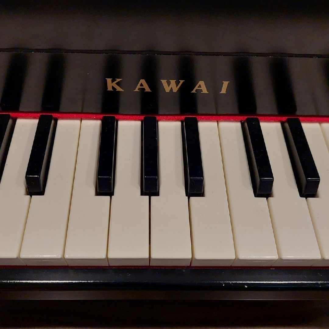 【箱付き】KAWAI　アップライトピアノ　ミニ キッズ/ベビー/マタニティのおもちゃ(楽器のおもちゃ)の商品写真