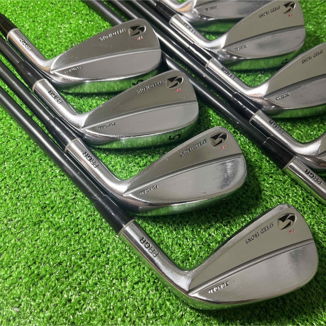 PRGR(プロギア)のB1634 PRGR SPEED IRONS TR FORGED 右利き スポーツ/アウトドアのゴルフ(クラブ)の商品写真