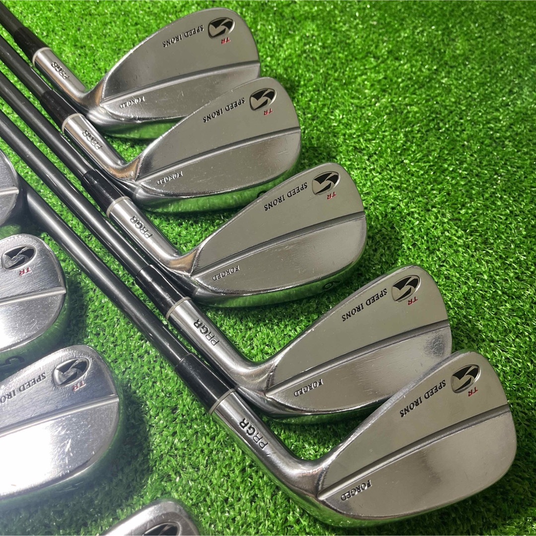 PRGR(プロギア)のB1634 PRGR SPEED IRONS TR FORGED 右利き スポーツ/アウトドアのゴルフ(クラブ)の商品写真