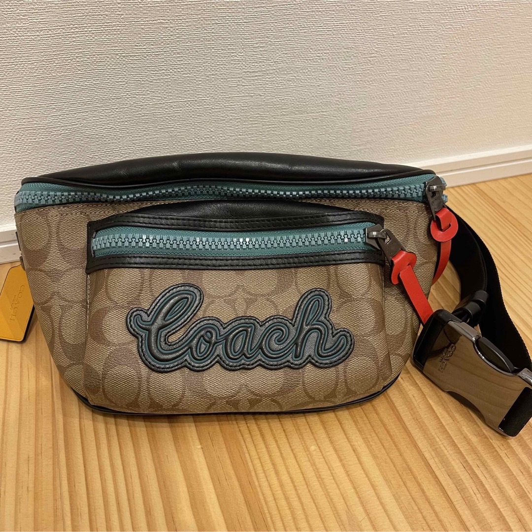 COACH ボディバック　ショルダーバック