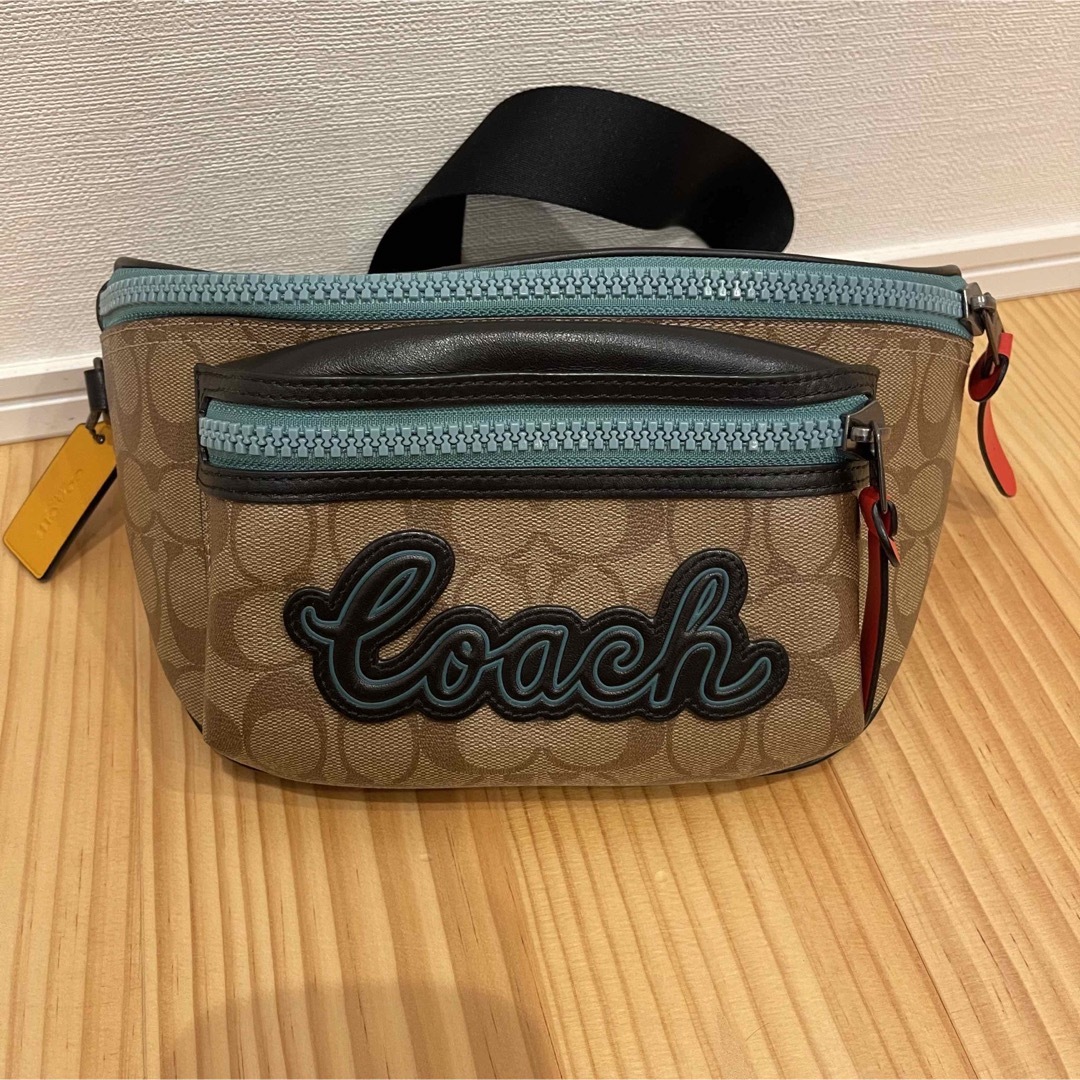 COACH(コーチ)のhal様　COACH ボディバック　ショルダーバック レディースのバッグ(ショルダーバッグ)の商品写真