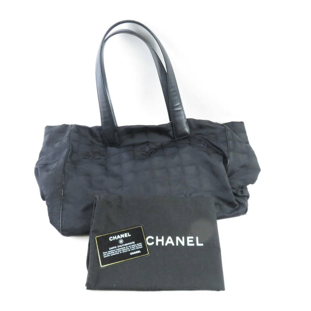 CHANEL シャネル ニュートラベルライントートMM バッグ ブラック ナイロン/レザー 黒 カバン 鞄 レディース レディース AU2006W2