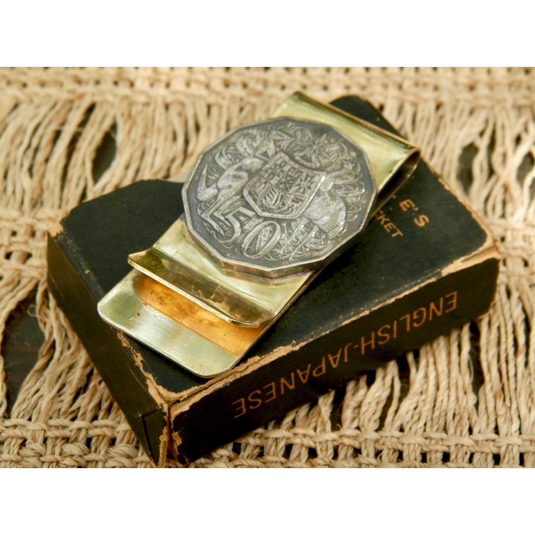 ＃M32 Australia Coin Money Clip メンズのファッション小物(マネークリップ)の商品写真