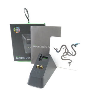 レイザー(LAZER)の美品 RAZER レイザー Mouse Dock Chroma (RC30-03050200-R3M1) ワイヤレスマウス 充電用ドック 滑り止め粘着ソール HY522C (PC周辺機器)