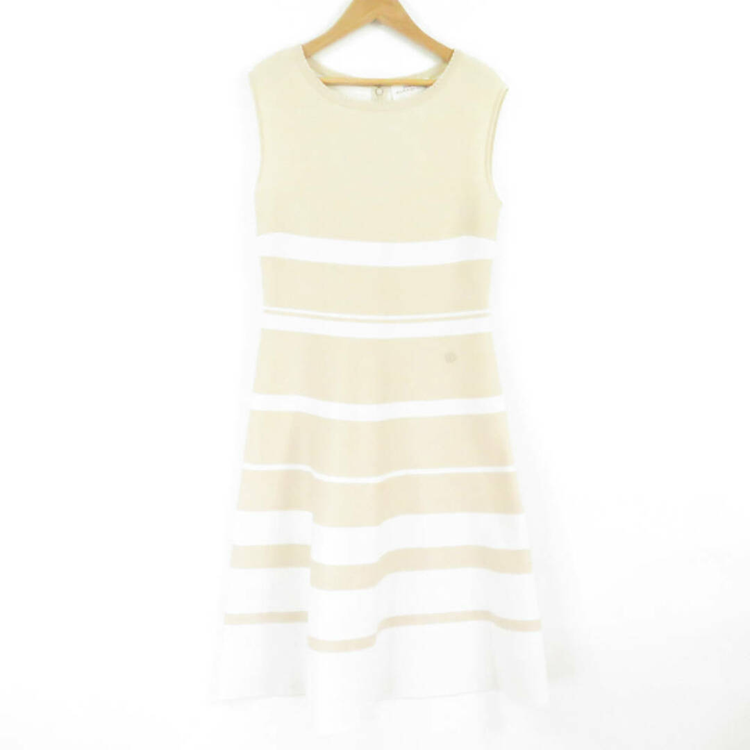 未使用 HANAE MORI ALMA EN ROSE ハナエモリ アルマアンローズ ワンピース ベージュ 38 ポリエステル 他 ミモレ丈 ノースリーブ ボーダー ニット レディース AM4678A74 | フリマアプリ ラクマ アルマ•アン•ローズ 新品ノースリーブニット
