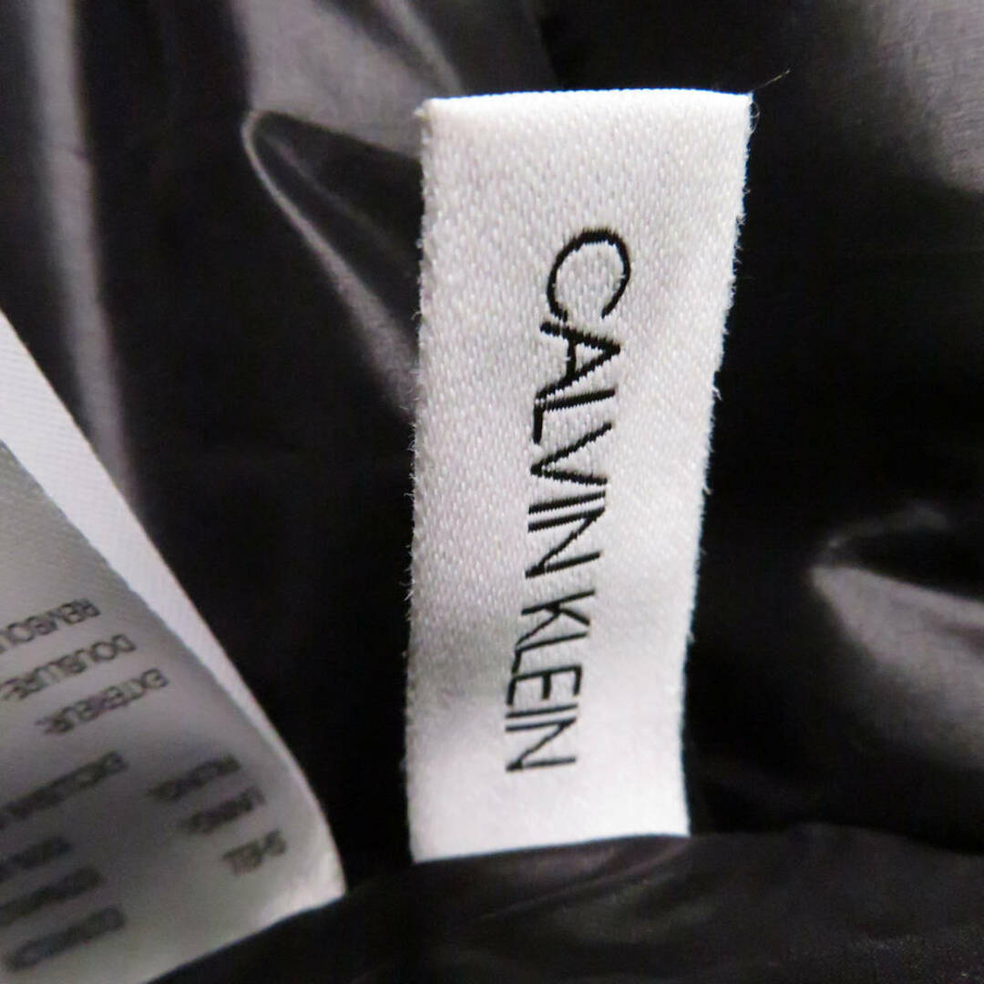 Calvin Klein(カルバンクライン)の美品 Calvin Klein カルバンクライン 中綿ジャケット ブラック L ナイロン100％ CM052418 ダウン メンズ AO1074B2  レディースのジャケット/アウター(ロングコート)の商品写真