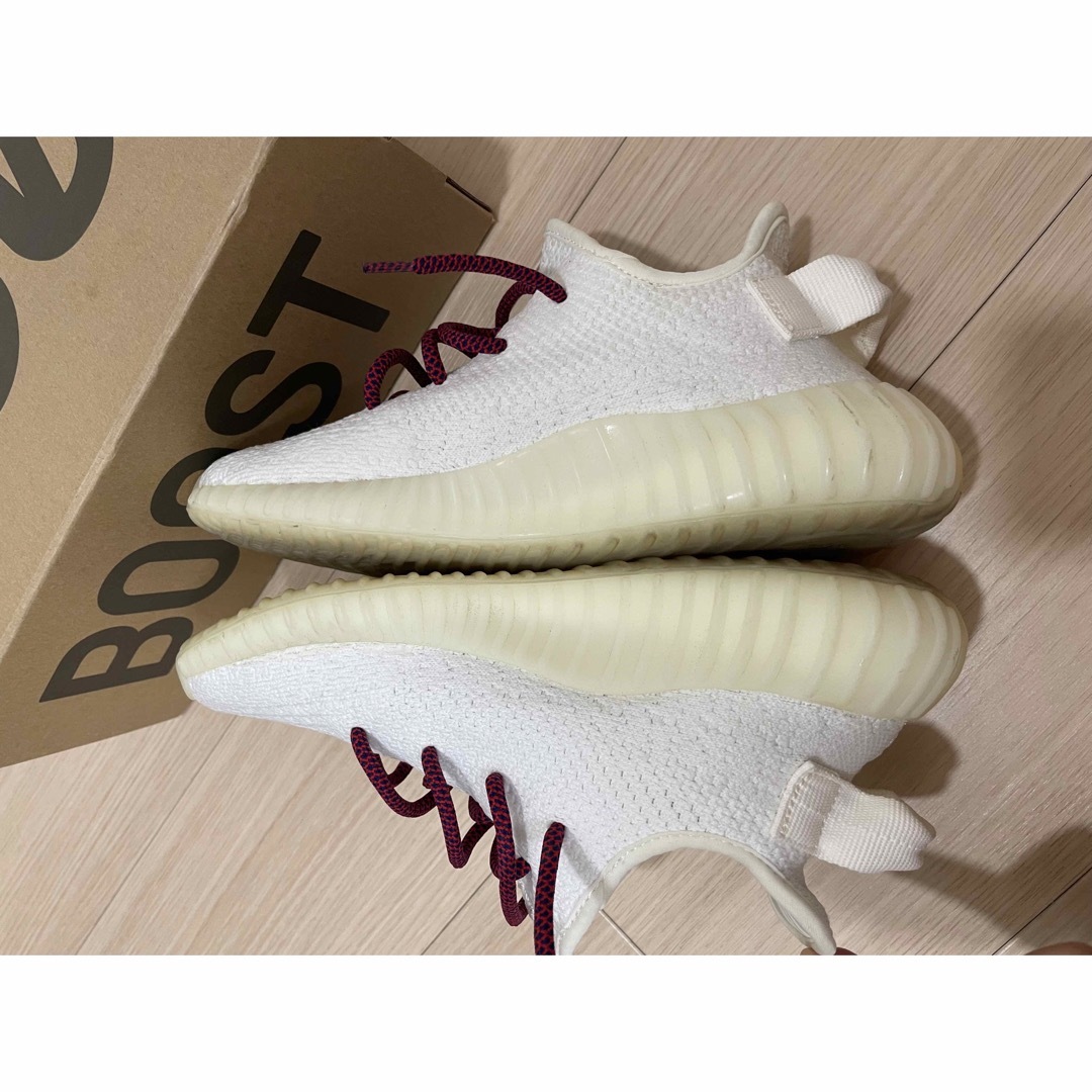 YEEZY（adidas）(イージー)の【レディースも🎀】YEEZY BOOST 350 V2 イージーブースト レディースの靴/シューズ(スニーカー)の商品写真