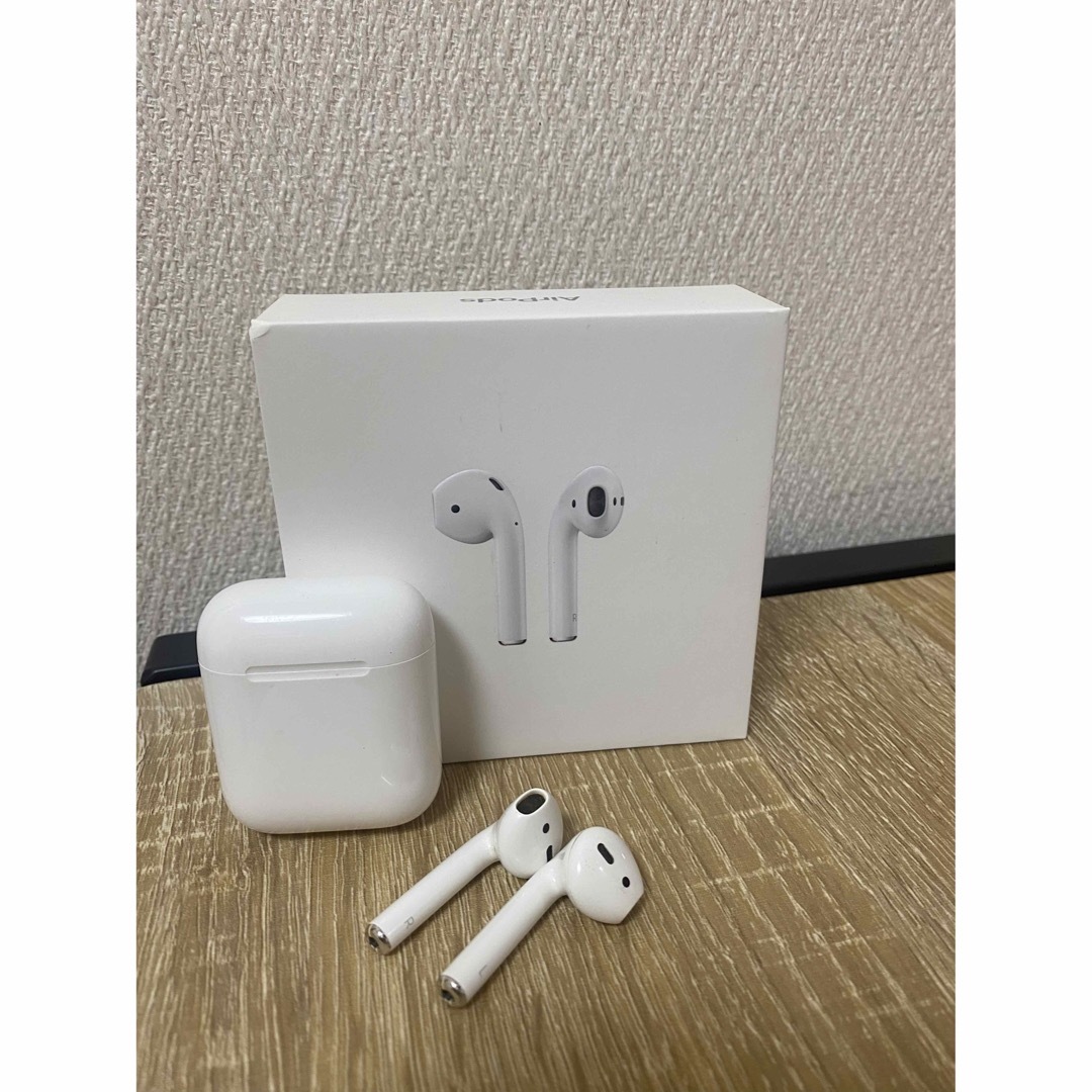 『Apple』AirPods (第2世代)