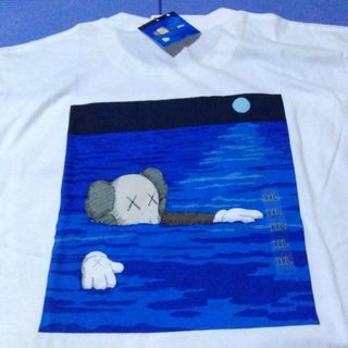 ユニクロ(UNIQLO)のKAWS UNIQLO　ユニクロ ✕ カウズ Tシャツ　XXL(Tシャツ/カットソー(半袖/袖なし))