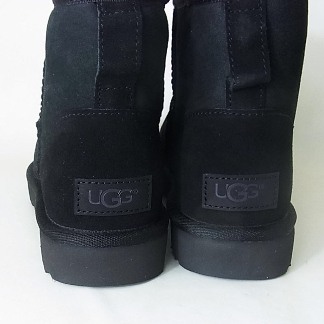 新品UGG レディースブーツ CLASSIS MINI Ⅱ ブラック22.0cm 4