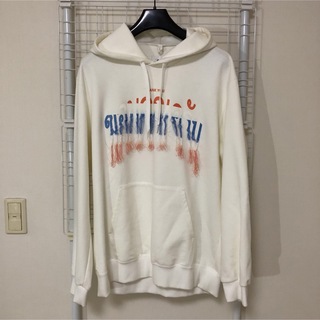 Undefeated Sweater 黒白L