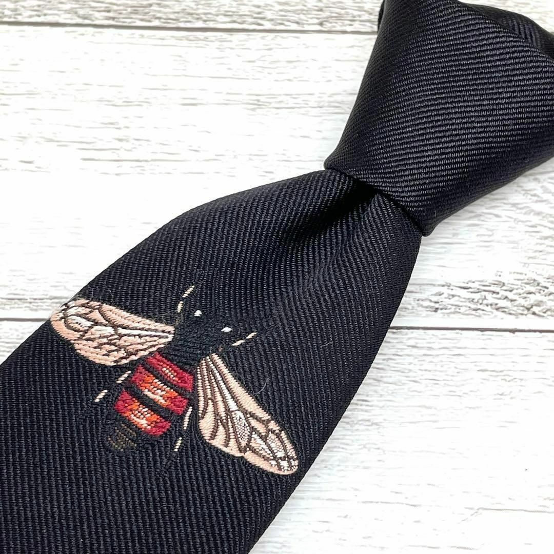 日本の店舗 【ほぼ未使用】GUCCI グッチ ネクタイ 蜂 黒 ブラック