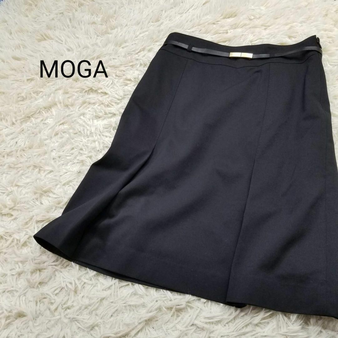 MOGA(モガ)の美品MOGAベルト付タック入ひざ丈スカート2黒 百貨店高級レディースブランド レディースのスカート(ひざ丈スカート)の商品写真