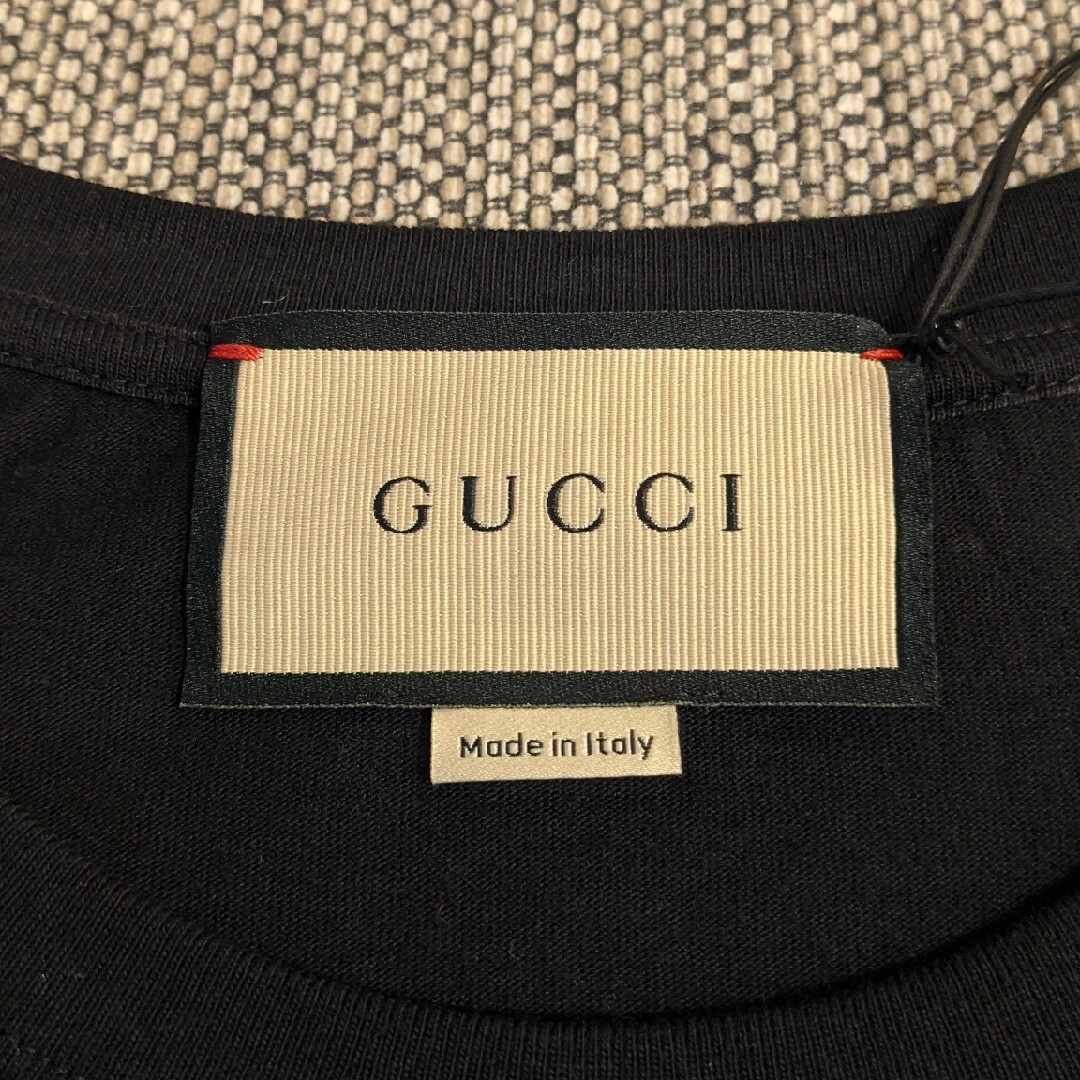 Gucci(グッチ)の【新品】GUCCI♡Tシャツ♡クロップド丈♡スパンコール レディースのトップス(Tシャツ(半袖/袖なし))の商品写真