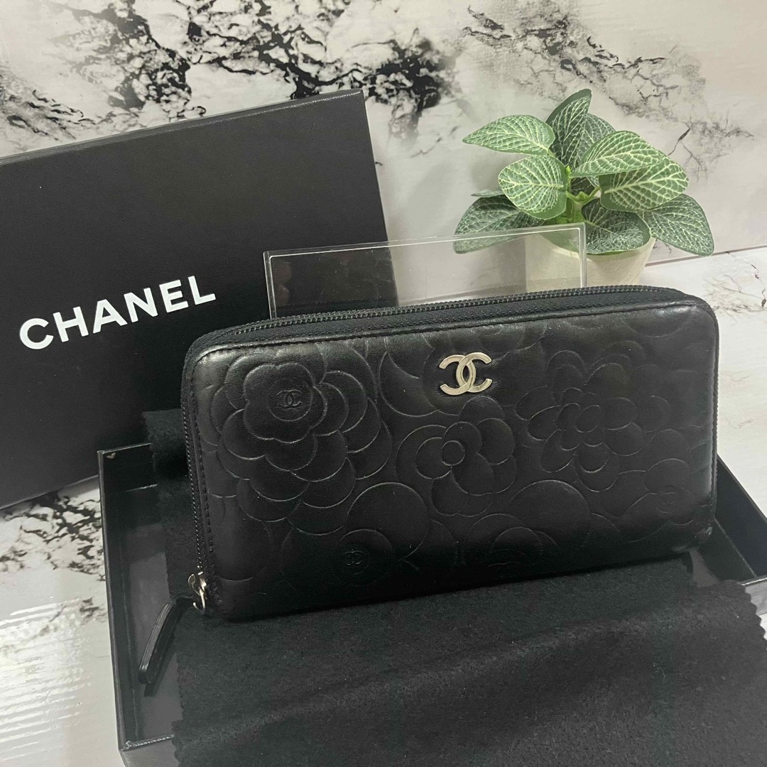 CHANEL長財布　カメリア　黒　ラウンドファスナー