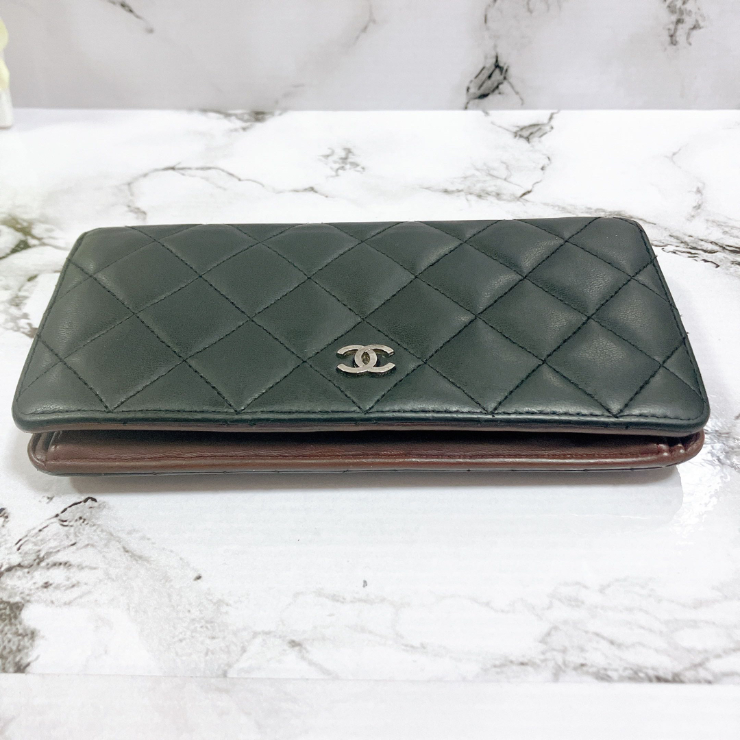 正規品⭐︎美品　CHANEL シャネル ココマーク マトラッセ 二つ折り 長財布