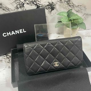 正規品⭐︎美品　CHANEL シャネル ココマーク マトラッセ 二つ折り 長財布