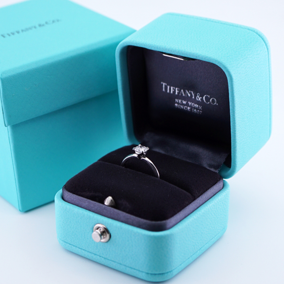 TIFFANY \u0026 Co.  プラチナリング　プリンセスカット