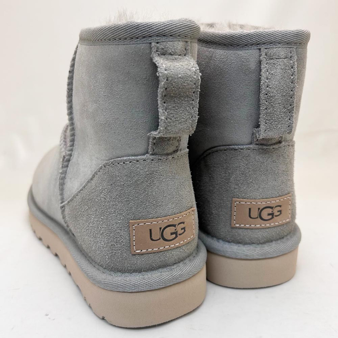新品 UGG ブーツ CLASSIC MINI Ⅱ ライトグレー 23.0cm 3