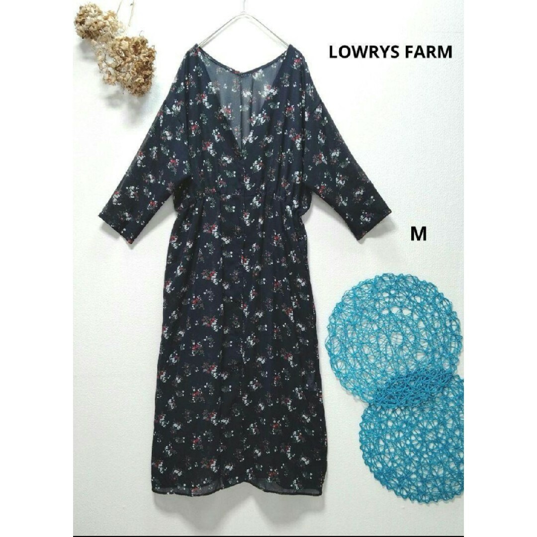 LOWRYS FARM(ローリーズファーム)のLOWRYS FARM ローリーズファーム　花柄ワンピース　ガウンワンピース レディースのワンピース(ロングワンピース/マキシワンピース)の商品写真