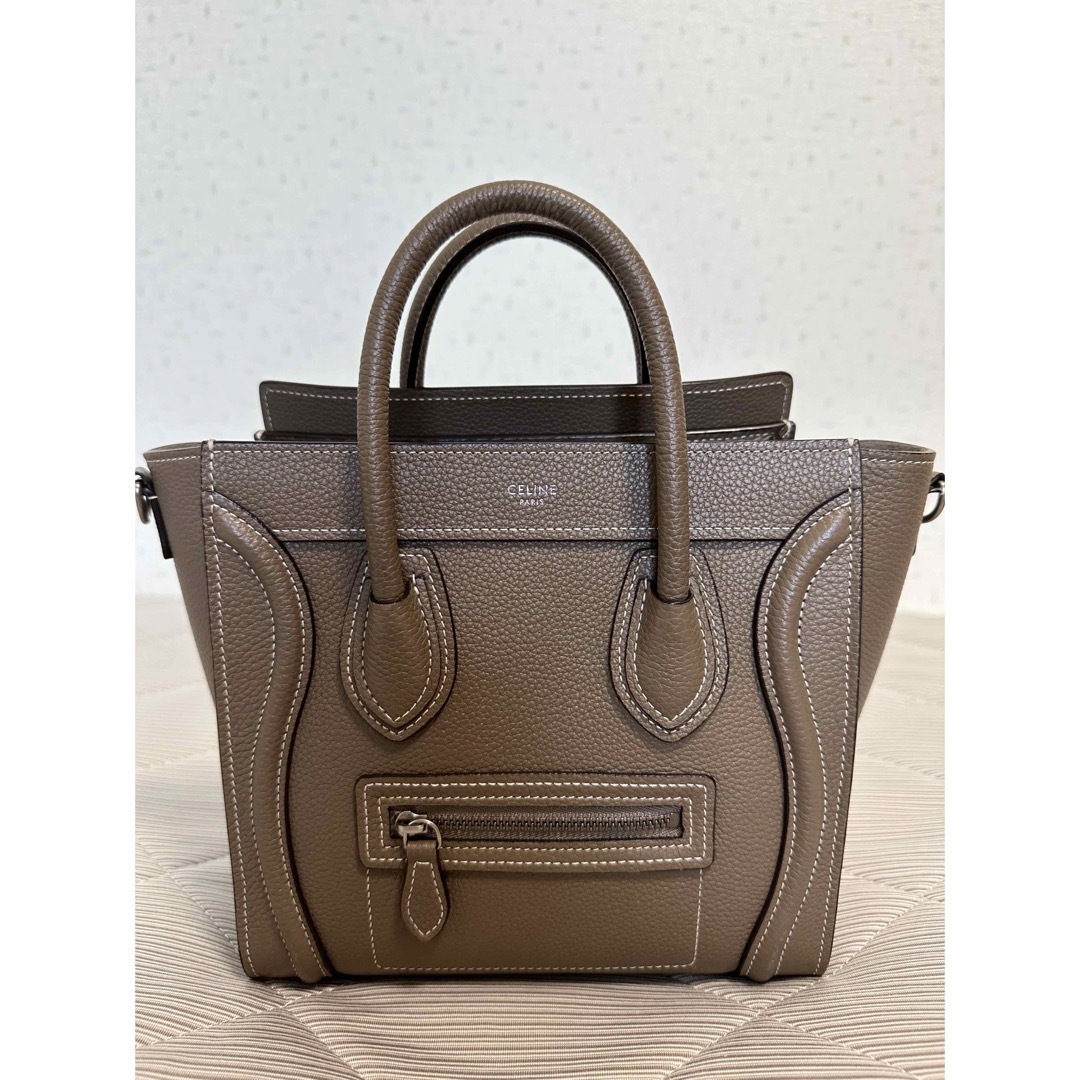 celine(セリーヌ)の【CELINE】ラゲージ　ナノ　スリ レディースのバッグ(ハンドバッグ)の商品写真