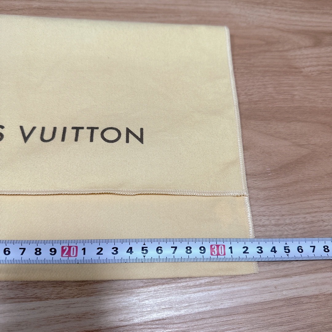 LOUIS VUITTON(ルイヴィトン)のLOUIS VUITTON ルイヴィトン 保存袋 巾着 レディースのバッグ(ショップ袋)の商品写真