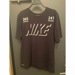 ナイキ(NIKE)の NIKE tシャツ(Tシャツ/カットソー(半袖/袖なし))