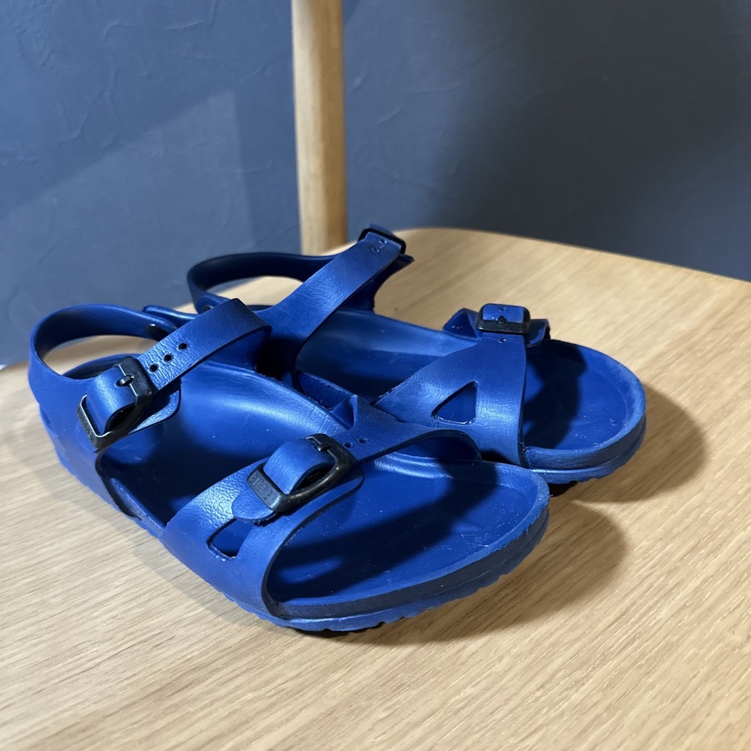 BIRKENSTOCK(ビルケンシュトック)のビリケンシュトック　キッズサンダル　22cm キッズ/ベビー/マタニティのキッズ靴/シューズ(15cm~)(サンダル)の商品写真