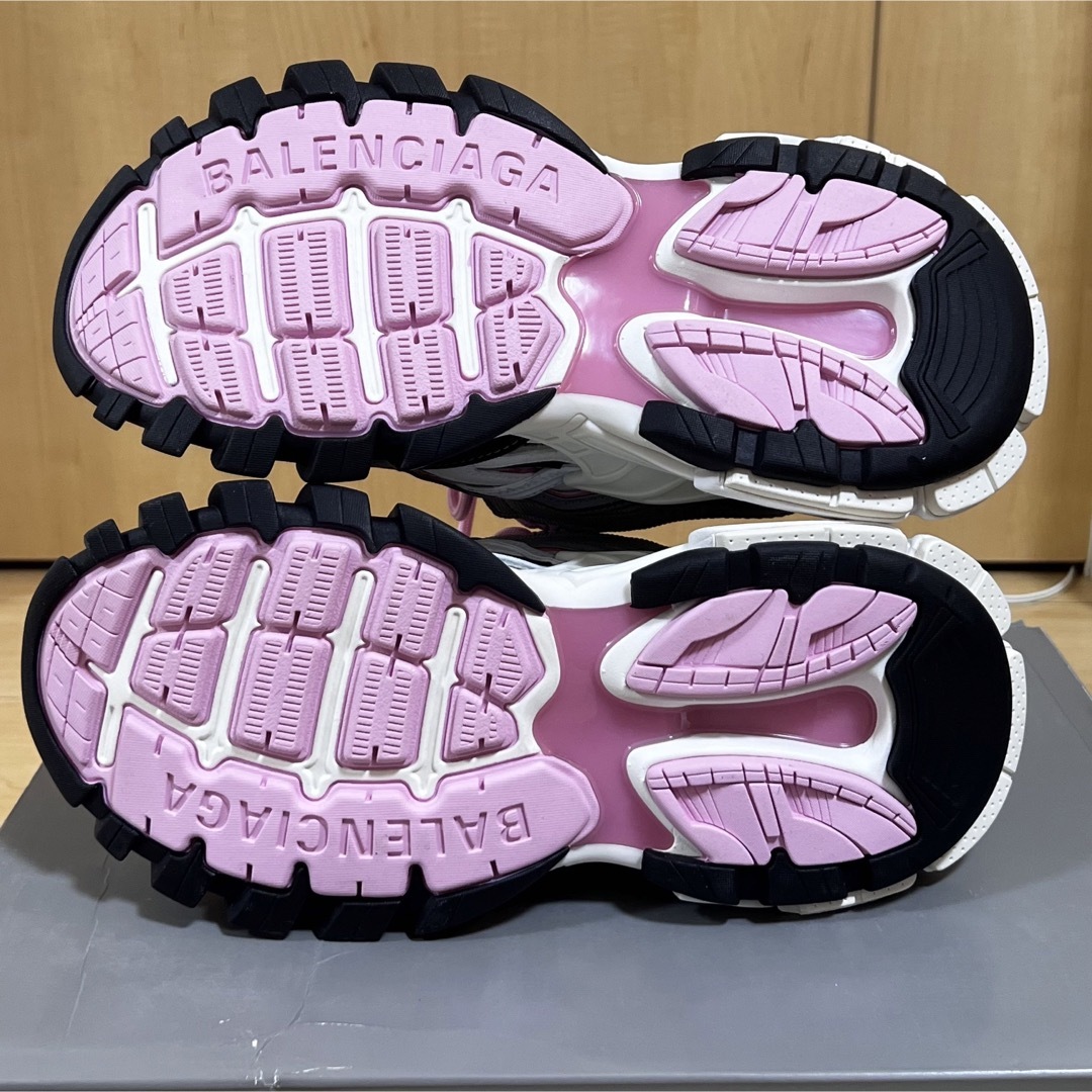 Balenciaga(バレンシアガ)の【新品未使用】 BALENCIAGA Track.2 sneaker 39 レディースの靴/シューズ(スニーカー)の商品写真