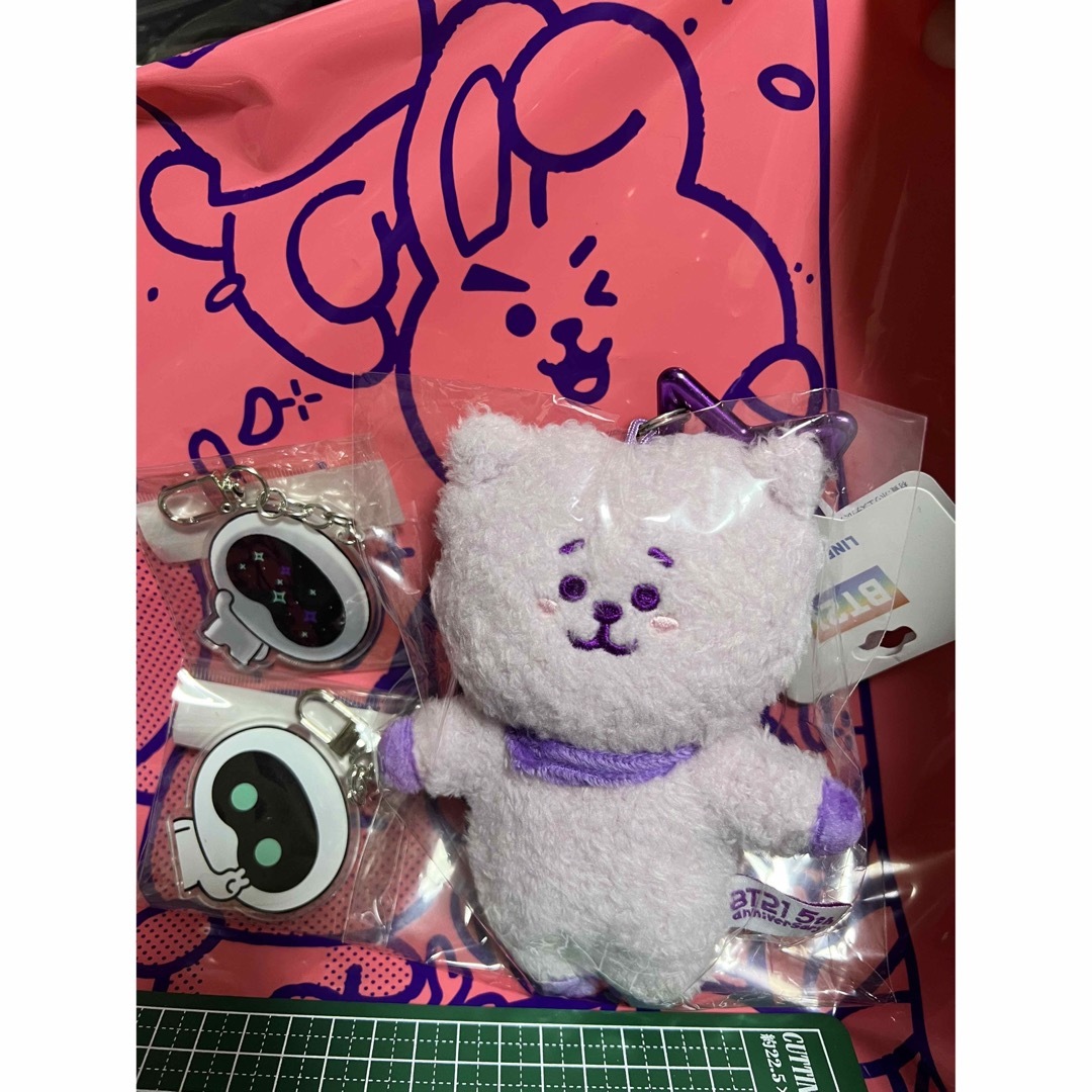 BT21 BTS 防弾少年団 RJ レインボーカラーマスコット ピンクレッド