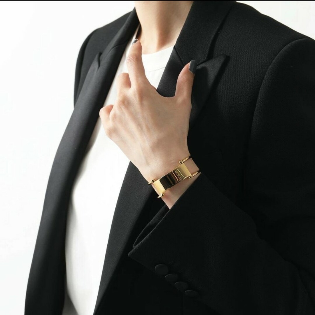 celine - 【新品・未使用】セリーヌ CELINE ブレスレット バングル