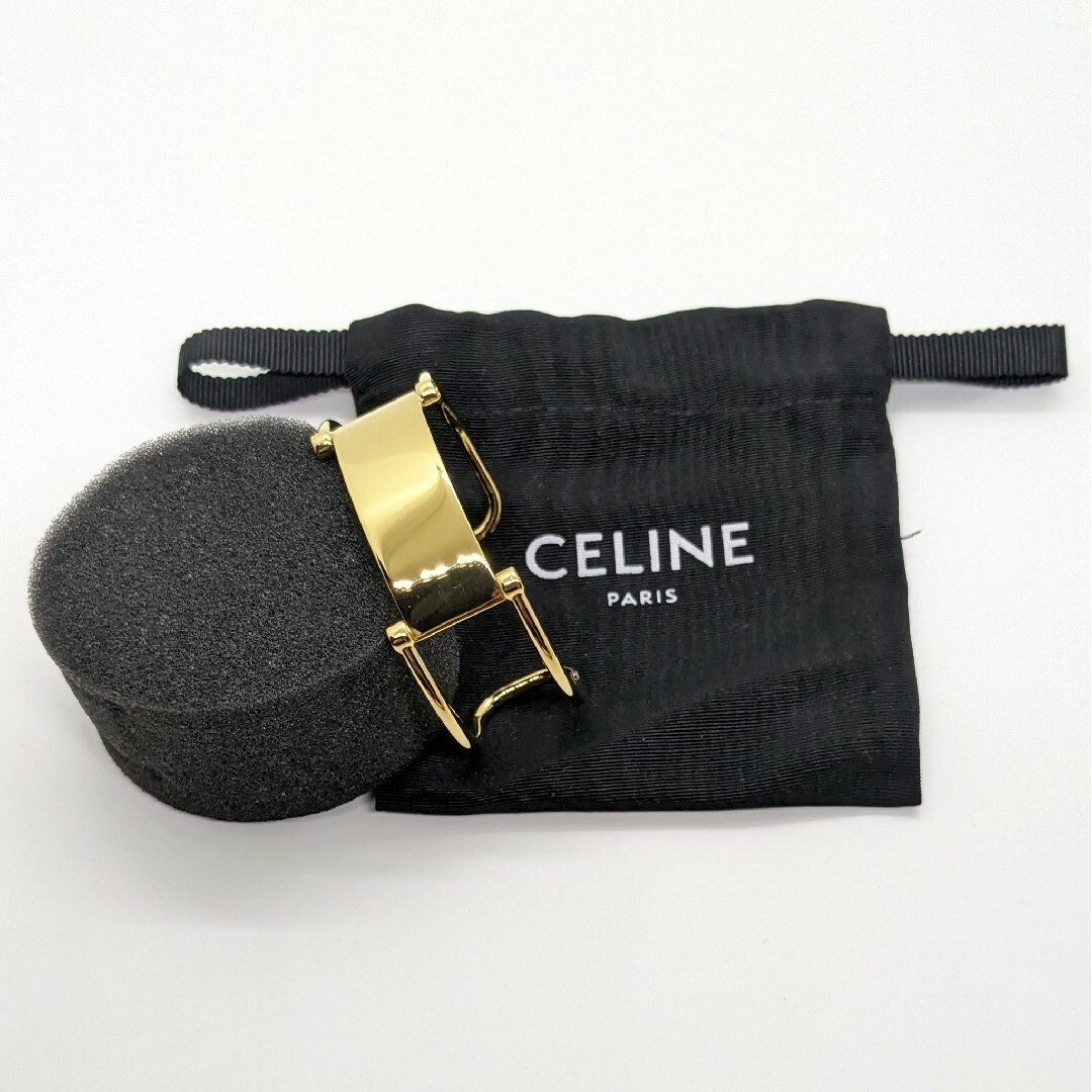 celine(セリーヌ)の【新品・未使用】セリーヌ CELINE ブレスレット バングル ゴールド C2 レディースのアクセサリー(ブレスレット/バングル)の商品写真
