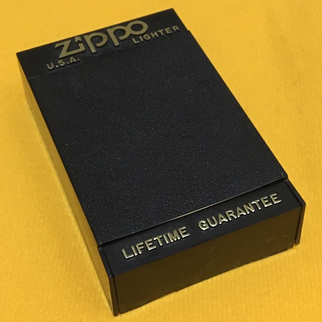 ZIPPO(ジッポー)のZIPPO SOLIDBRASS GOLD グァムビンテージ ダブルイヤー 美品 メンズのファッション小物(タバコグッズ)の商品写真