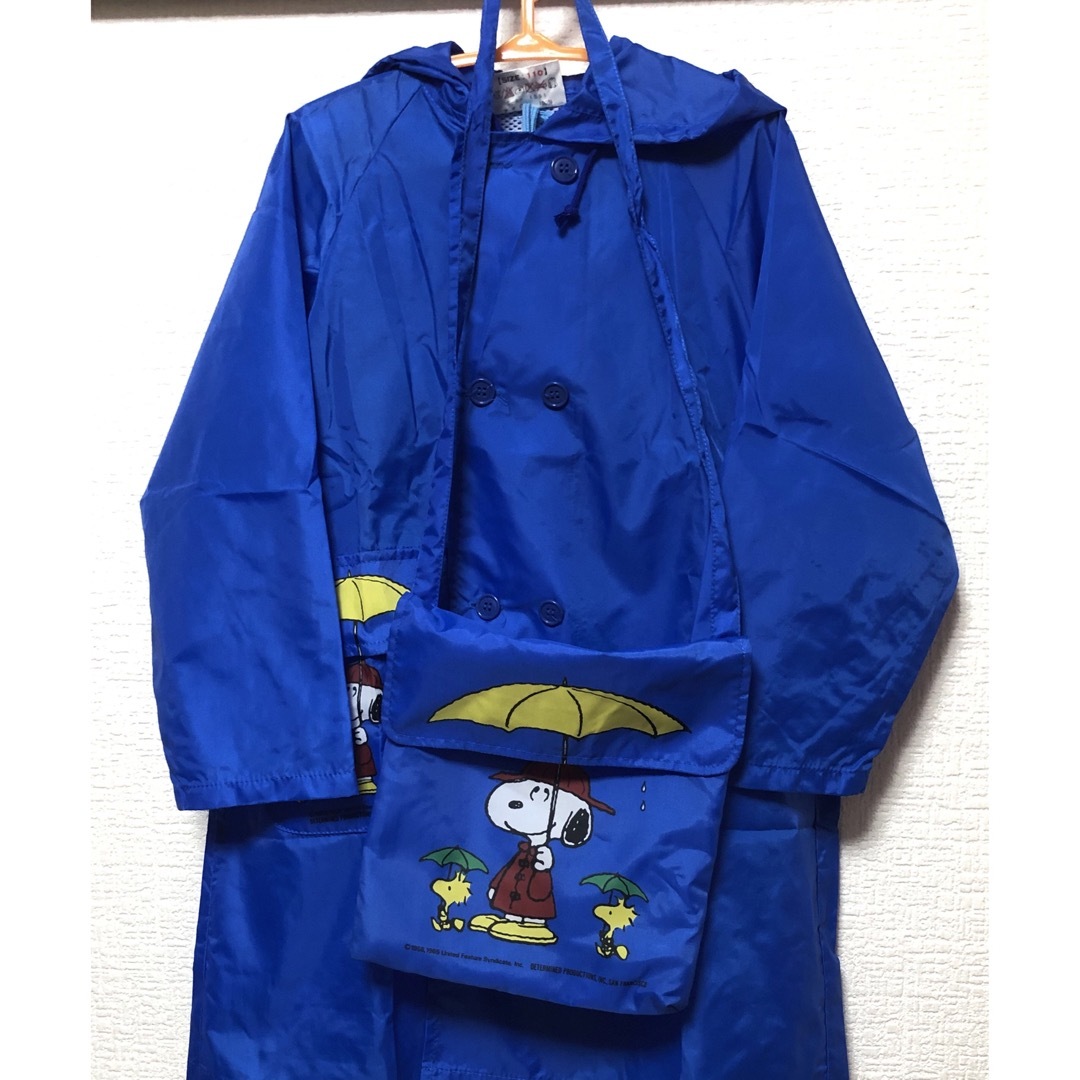 SNOOPY(スヌーピー)のSNOOPYキッズレインコート110㎝ キッズ/ベビー/マタニティのこども用ファッション小物(レインコート)の商品写真