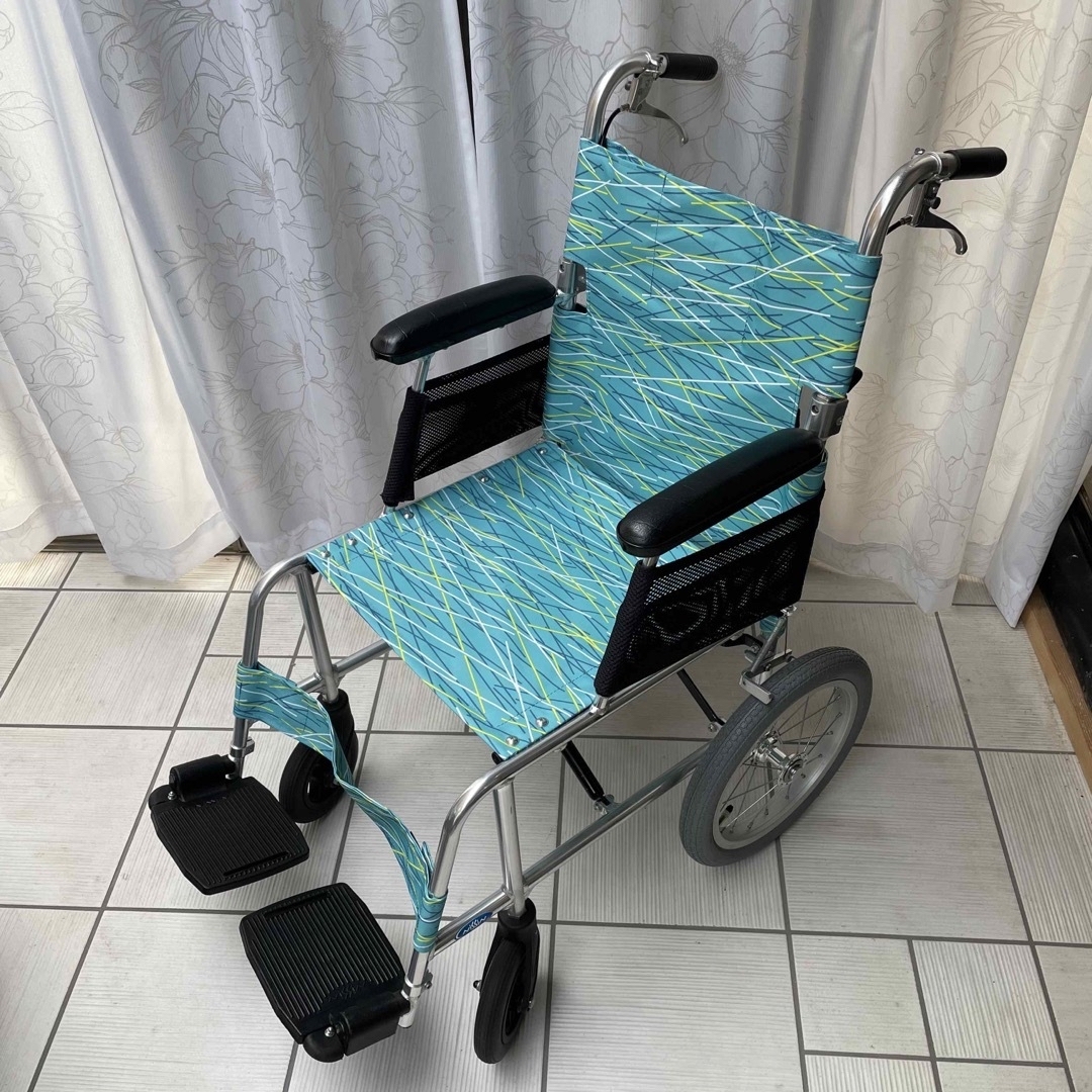 ♿️ 介助型 最軽量7.8kg車の積み下し楽 人気のコンパクト収納 車椅子 ⑥