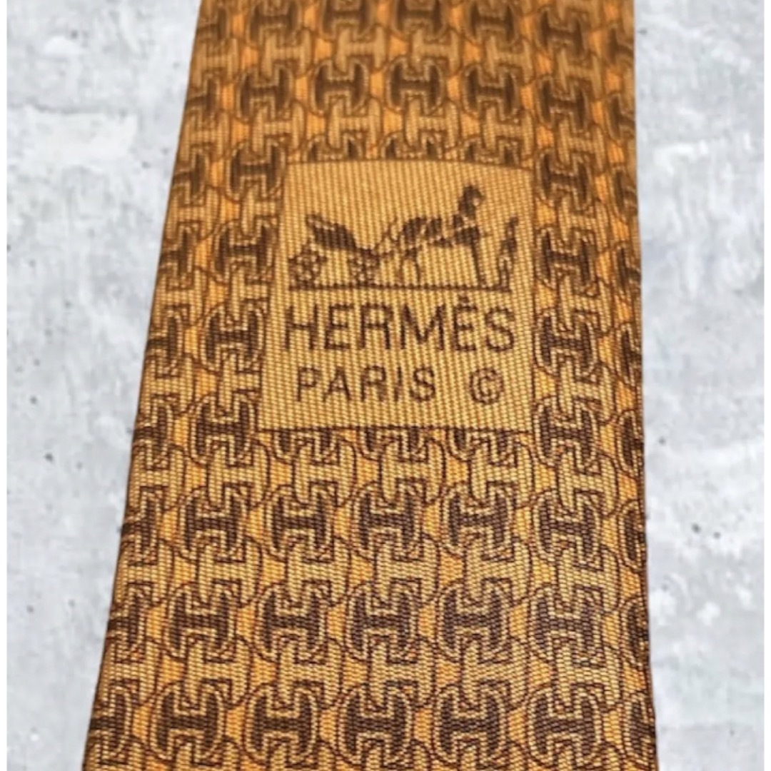 Hermes(エルメス)のはなぽん様専用エルメス　人気Ｈ総柄　ネクタイ メンズのファッション小物(ネクタイ)の商品写真