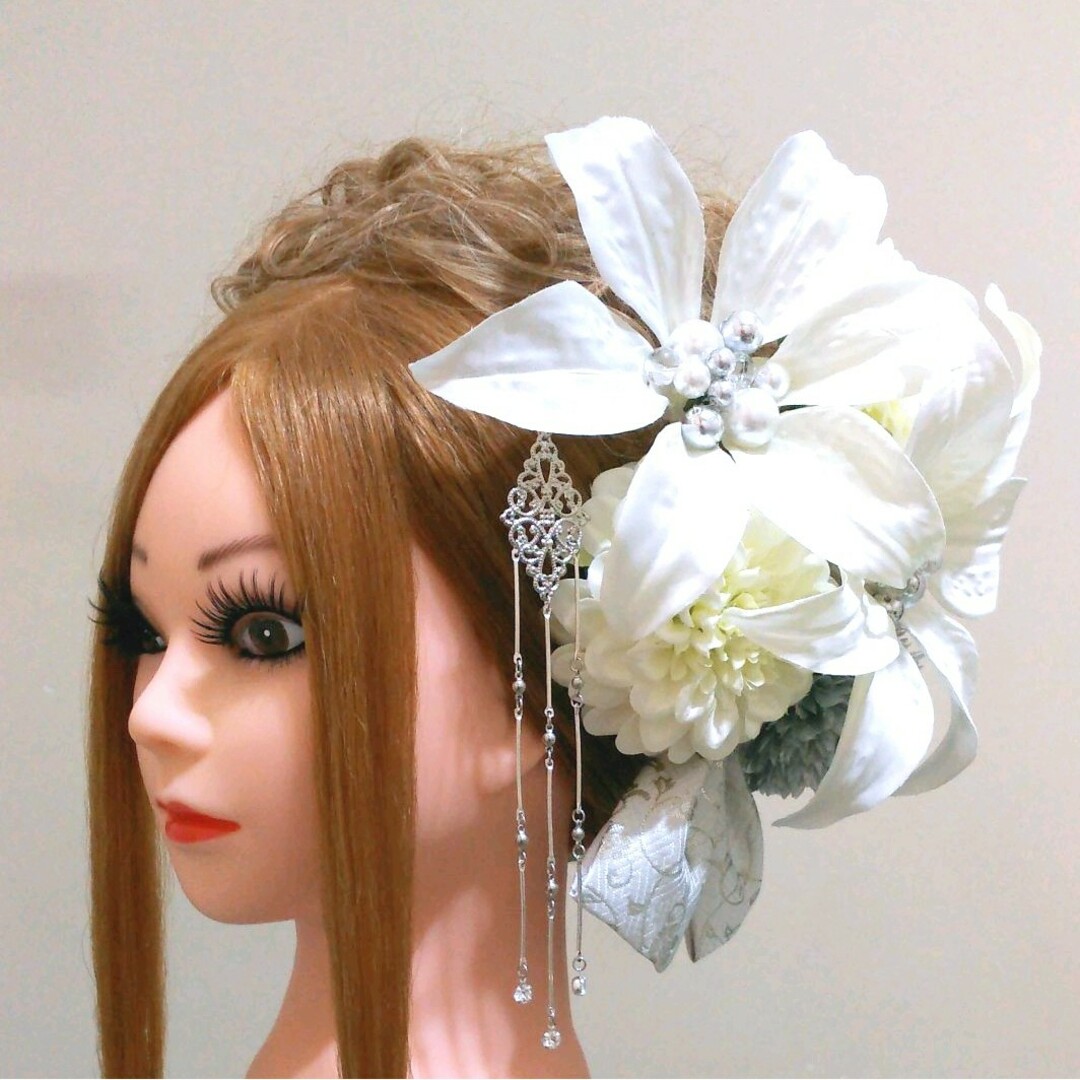 髪飾りViVi~白×シルバー系・百合ダリア~成人式 結婚式 花魁 簪 髪飾り 髪飾りViVi ~シルバー系・百合&ダリア~ 成人式 結婚式 花魁 かんざし
