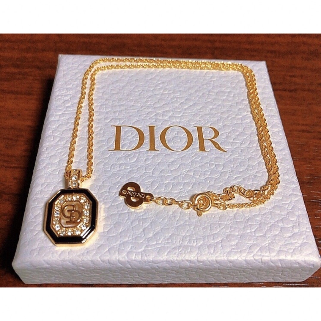 Dior  ゴールド ネックレス 黒CDロゴ キラキラ gold 可愛い 1