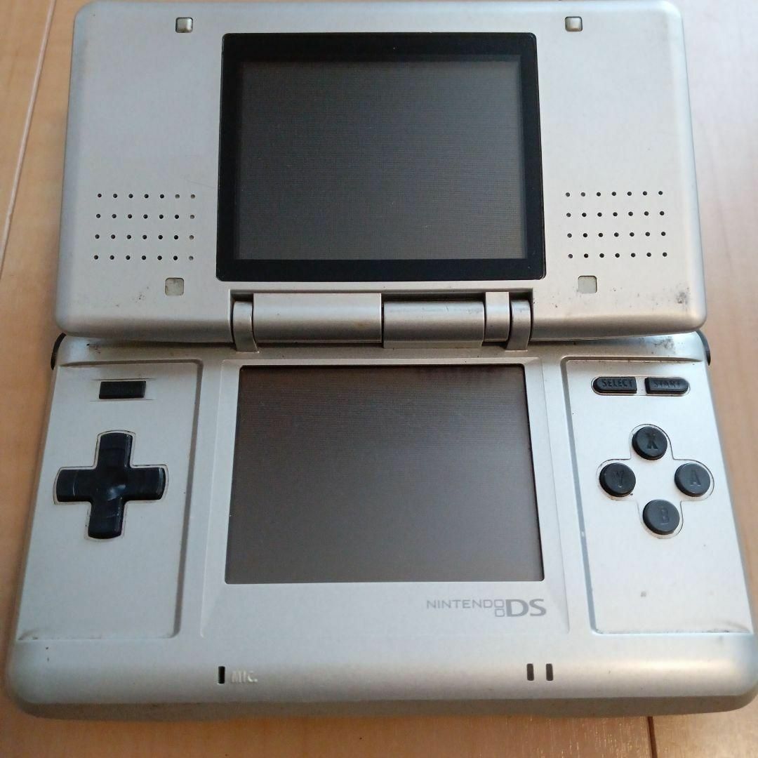 ニンテンドー DS 初代 シルバー本体+充電器 おまけソフト⑪