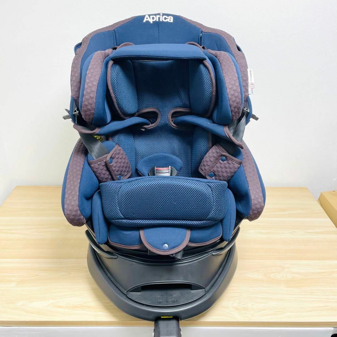 美品 Aprica フラディアグロウ ISOFIX360° セフティー ネイビー 1