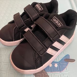 アディダス(adidas)のadidas キッズシューズ 値下げ可能(スニーカー)