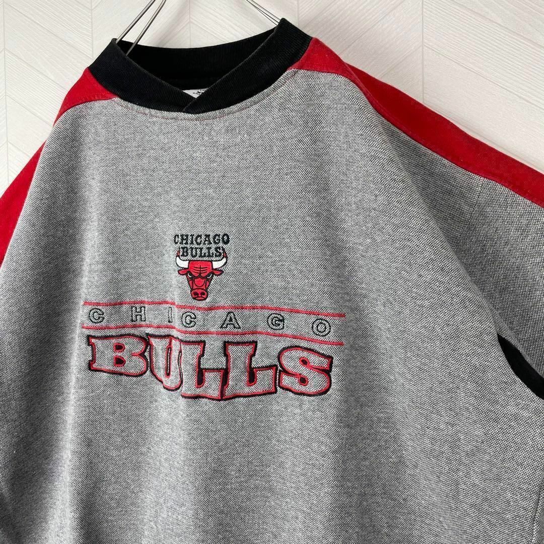 超激レア 90s NBA シカゴ ブルズ トレーナー 刺繍ロゴ オーバーサイズ