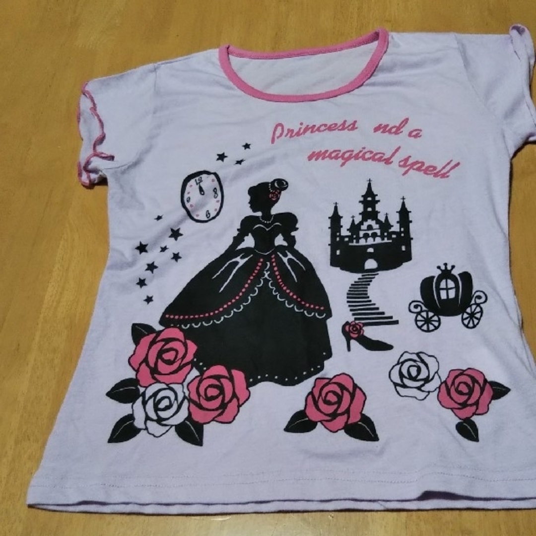 Disney(ディズニー)のアリエル＆プリンセスTシャツ  （9月末夏物削除します‼️） キッズ/ベビー/マタニティのキッズ服女の子用(90cm~)(Tシャツ/カットソー)の商品写真