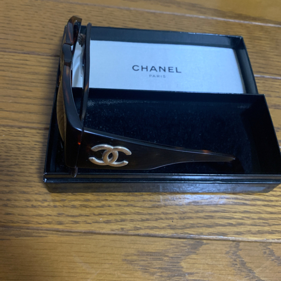 CHANEL(シャネル)のCHANEL サングラス レディースのファッション小物(サングラス/メガネ)の商品写真