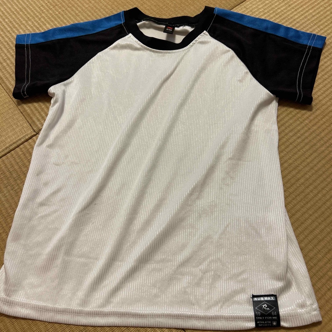 ATHLETA(アスレタ)のATHLETE　ポリエステルのスポーツTシャツ　130センチ キッズ/ベビー/マタニティのキッズ服男の子用(90cm~)(Tシャツ/カットソー)の商品写真